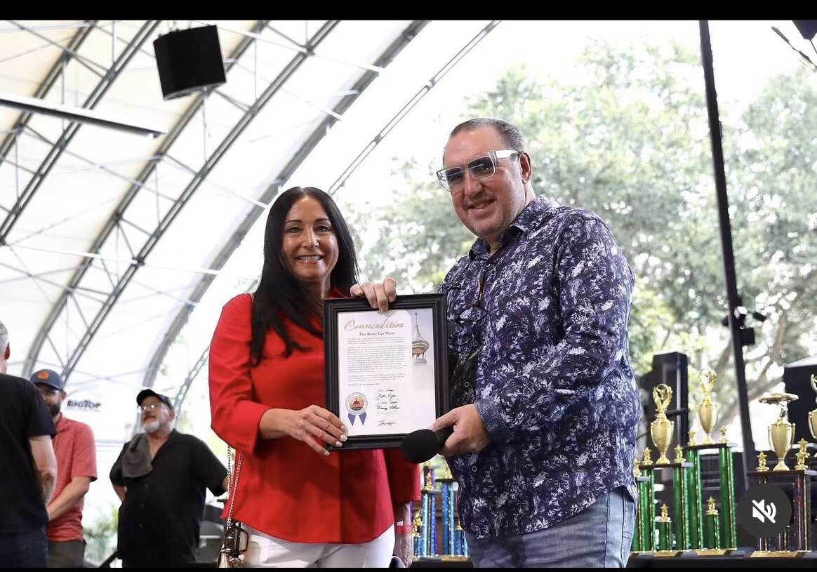 Donna presenting a commendation at The River Cat Show